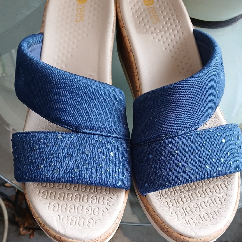 Stylish Navy Sandals with Rhinestone Accents